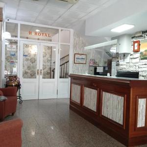 Royal - 35