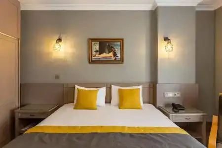 Seraglio & Suites - 74