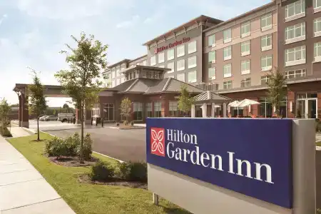 Hilton Garden Inn Boston Logan Airport - 0