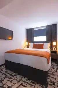 La Suite West - Hyde Park - 30