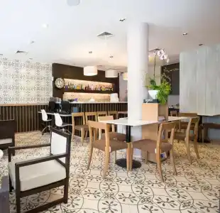 Aphrodite Inn Bangkok - 13