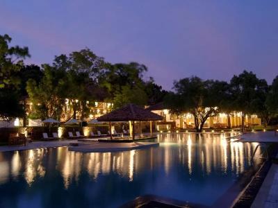 Amaya Lake Dambulla - 13