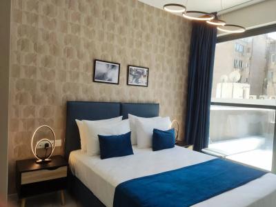 Trendy by Athens Primes - 60