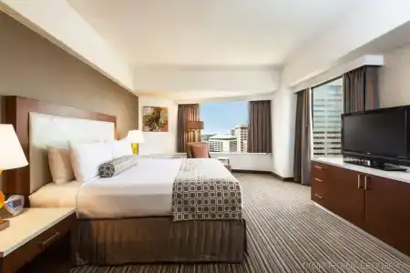 Crowne Plaza Seattle, an IHG - 5