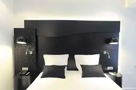 Kyriad Prestige Perpignan Centre del Mon - 62