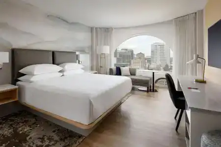 Montreal Marriott Chateau Champlain - 28