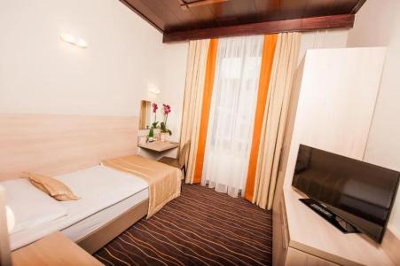 Zagreb - Health & Beauty - 20