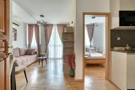 Elena - 252