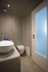 Blue Waves Suites & - 63