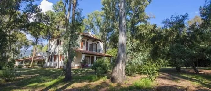 Is Morus Relais - 53