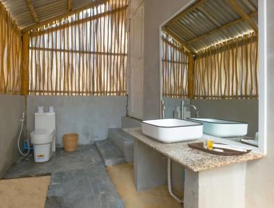 Sandy Beach Bungalows - 8