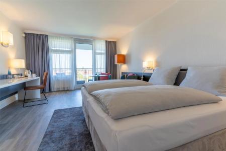 SI-SUITES - 53