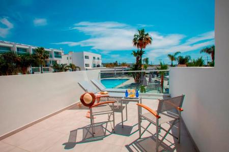 Limanaki Beach & Suites - 117
