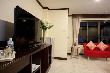 @ White Patong - 1