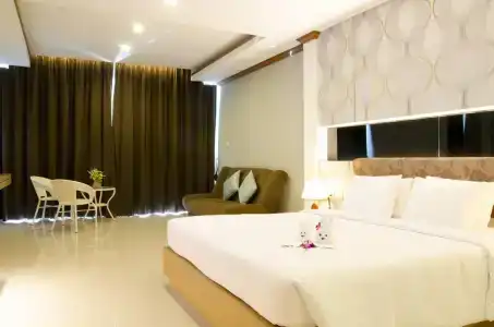 Shanaya Beach Resort & Spa Phuket - 10