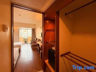 Golden Beach Pattaya - 42