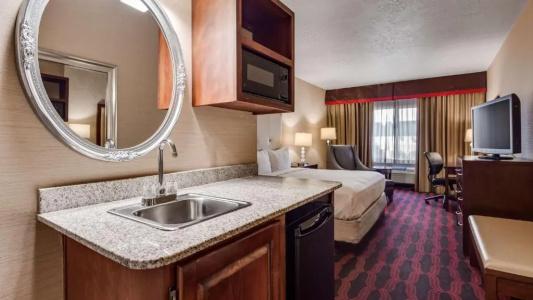 Best Western Plus Abbey Inn - 45