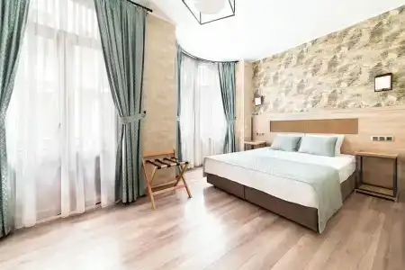 Castle Franco Suites - 6