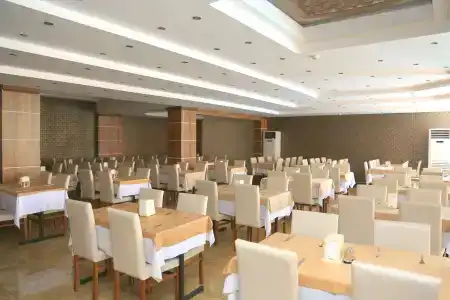 Club Tess - 13