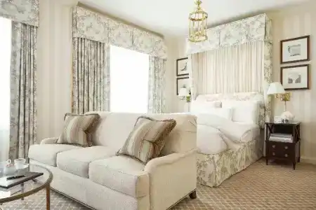 The Hay - Adams - 54