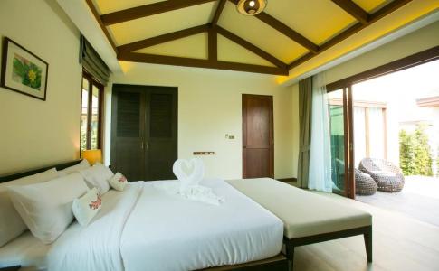 Triple Tree Beach Resort - 4