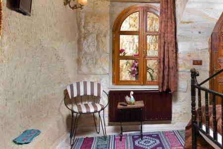 Romantic Cave - 43