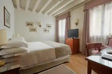 Cipriani - 84