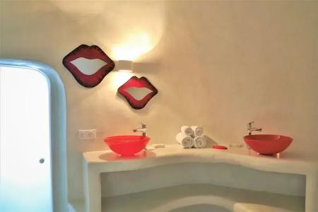 Trieris Villa & Suites - 80