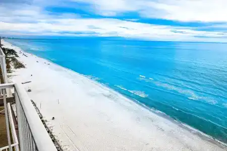 Landmark Holiday Beach, a Vri - 19