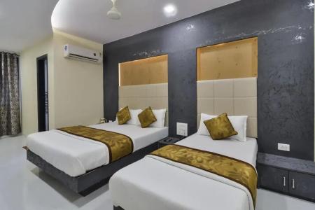 Aroma- Dadar - 22