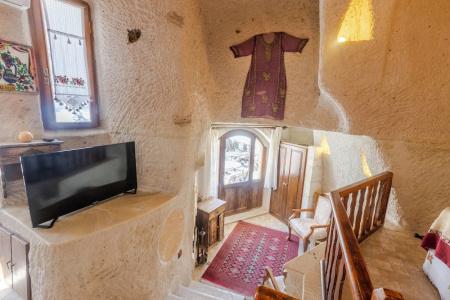 Gamirasu Cave - 105