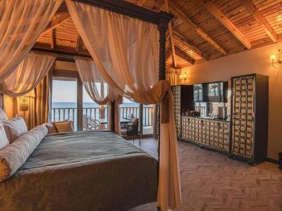 Les Ambassadeurs Ultra Luxury Beachfront Resort & Maldives Villas & Casino & Yacht Marina - 87