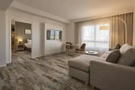 Rydges - 150