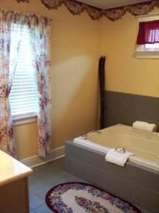 Inn at 835 Boutique - 44