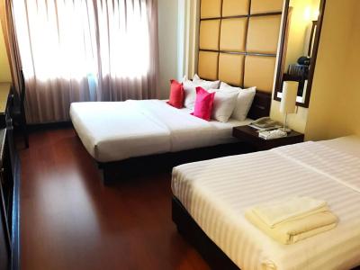 Grand Business Inn - 4