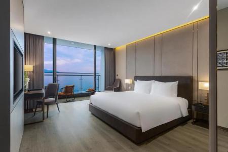Le Sands Oceanfront Danang - 142