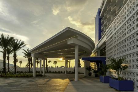 Hilton & Spa - 49
