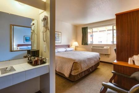 Coachman Inn - 24
