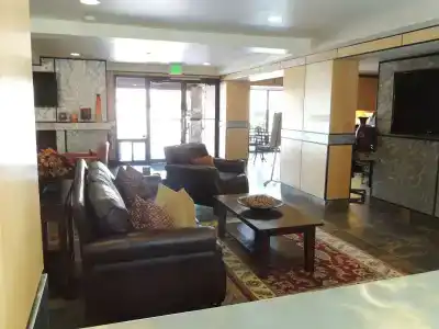 GetAways at Park Regency - 17