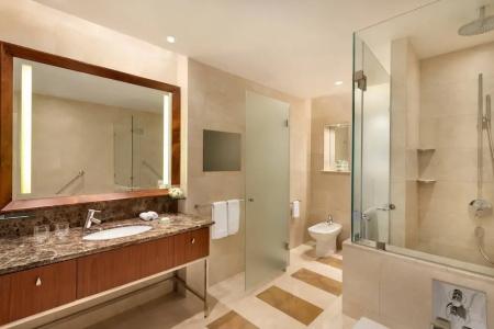 Jw Marriott Marquis City Center - 9
