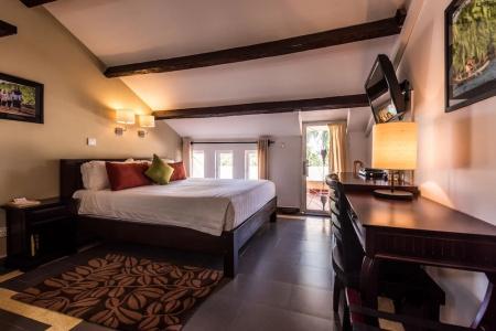 The Columns - 44