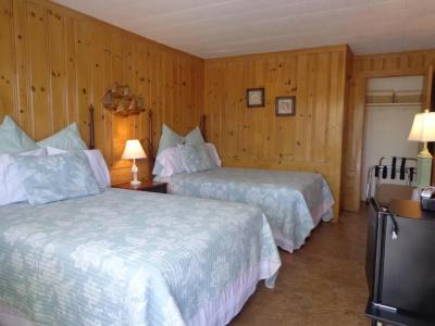 Town & Beach - 27