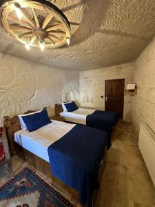 Elite Cave Suites - 68