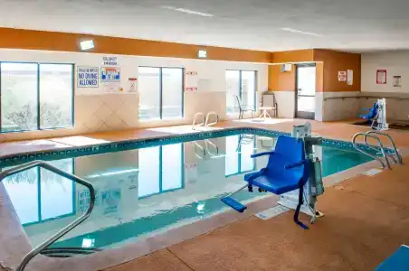 Holiday Inn Express & Suites - Santa Fe, An Ihg - 15