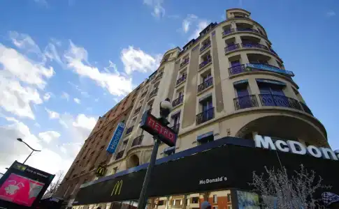 Hipotel Paris Printania Maraichers - 13