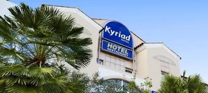 Kyriad Frejus - Centre - 35