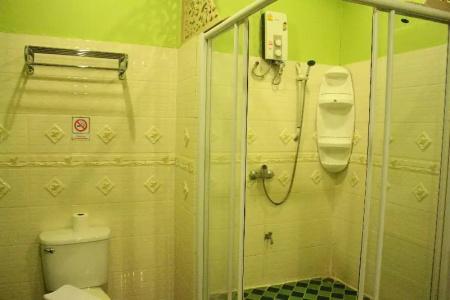Samsen Sam Place - 62