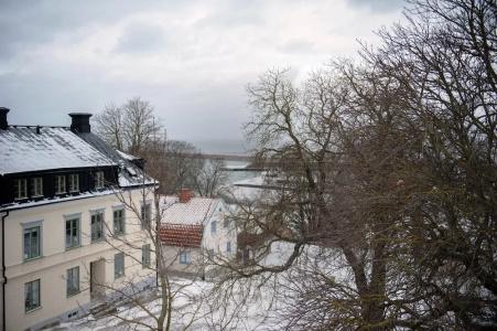 l Slottsbacken - 35