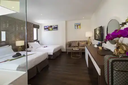 Blue Diamond Luxury - 3