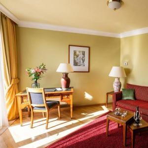 Louisa's Place - 191